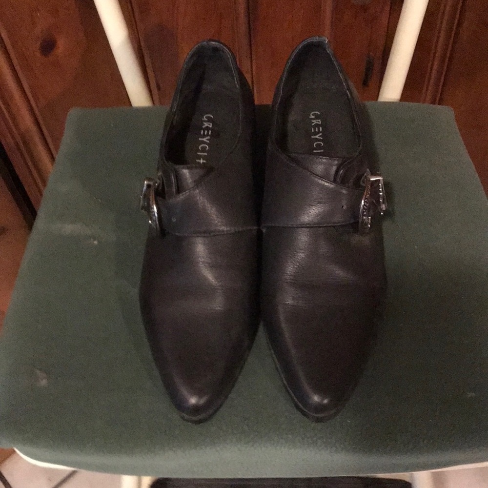 Never worn